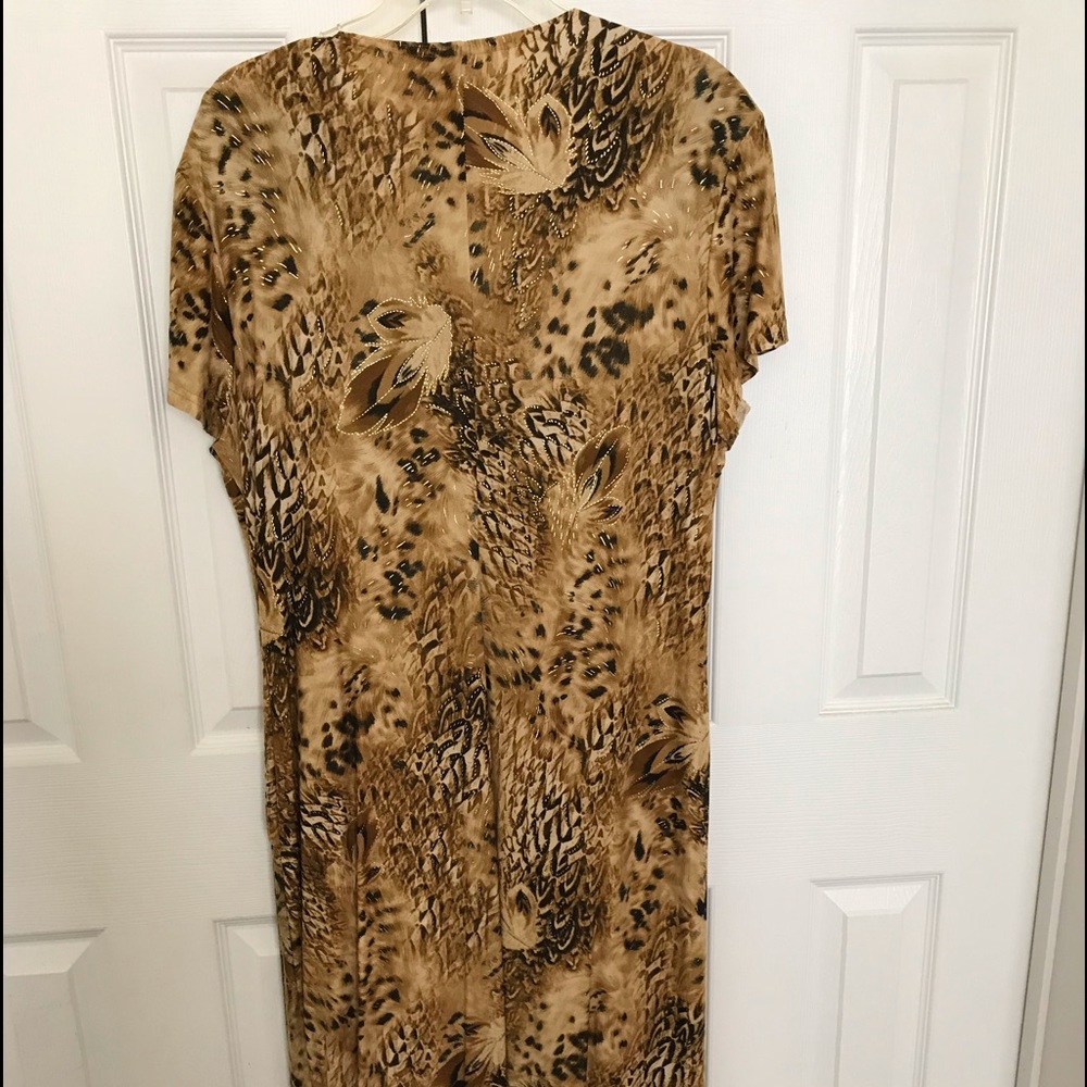 Dress - Picture 4 of 4